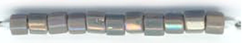 Рубка PRECIOSA цвет 44020, размер 10/0 (2.2 - 2.4 мм), 50 гр (35131001)